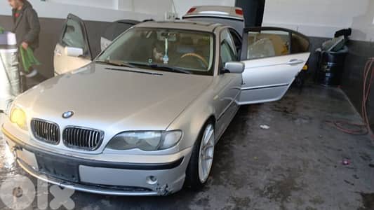 بي ام دبليو الفئة 3 2003