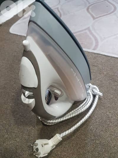 مكواية بخار