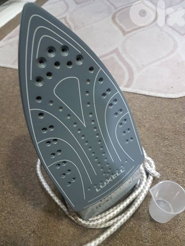 مكواية بخار 1