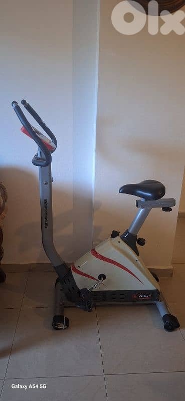 مكنة رياضة منزلية جديدة للاوزان الثقيلة ب 75 $