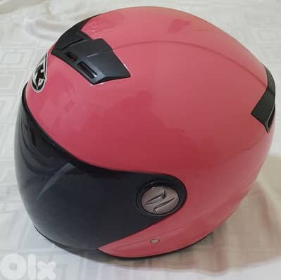 AK-719   Helmet  Pink  new  not  used  good  Quality