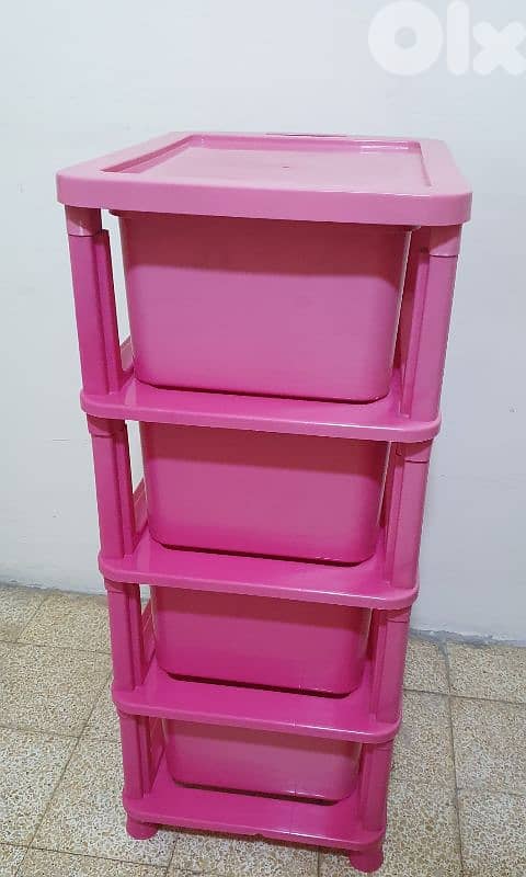 سلة  خضار  مستعمل  نضيف  لون  زهري  ١٥ $  موجود بيروت ٠٣٧٢٣٨٩٥ 1