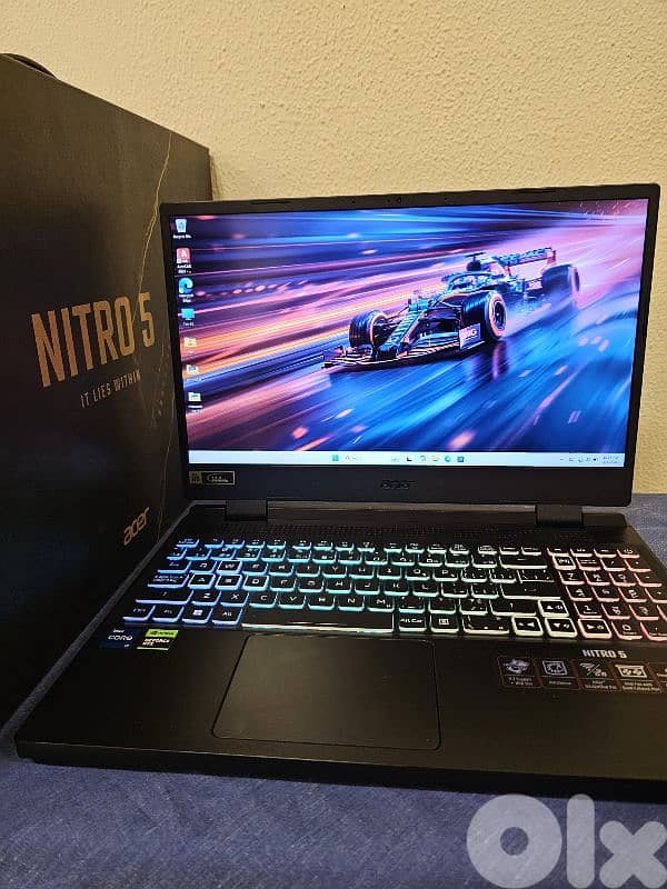 in box gaming laptop used 3days rtx 4050 core i7-12650H 1
