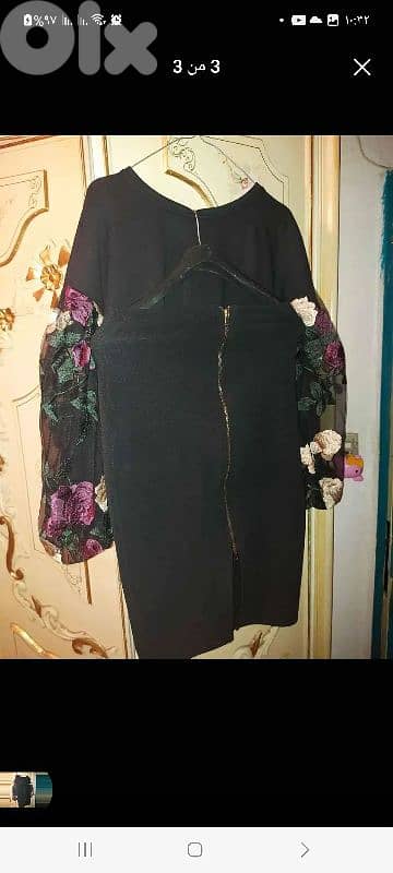 للبيع طقم بلوزه وتنوره نسائيه 3