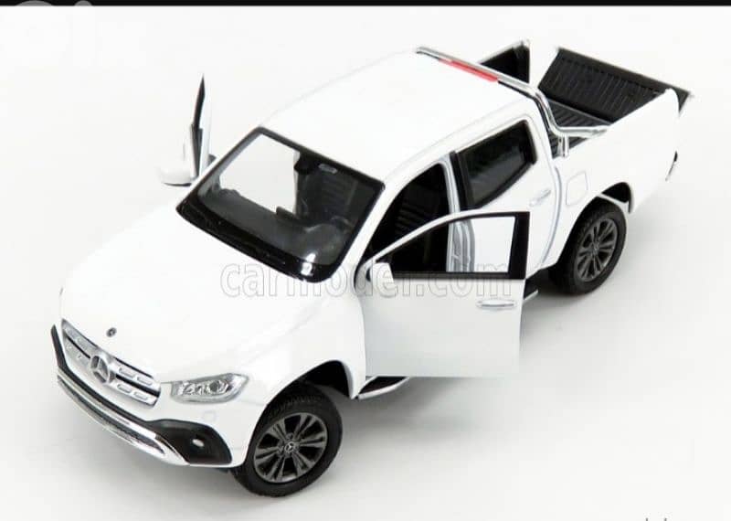 Mercedes X-class Pickup 208 diecast car model 1;24 4