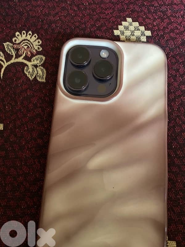 iPhones 14 pro max 3