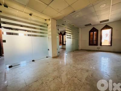 JH26-4662 Office 230m2 for rent in Downtown Beirut , $ 2,500 cash