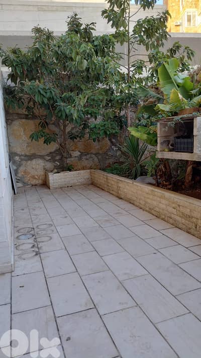 Apartment For Sale In Hosrayel - شقة للبيع في حصرايل