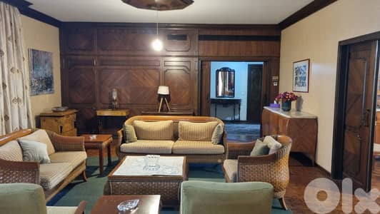 Apartment for sale in Sakiet Al Janzir - شقة للبيع في ساقية الجنزير