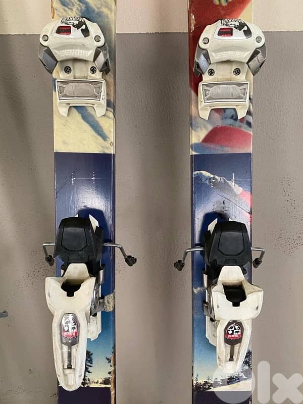 Skis + bindings (1 pair + 1 boot) 2