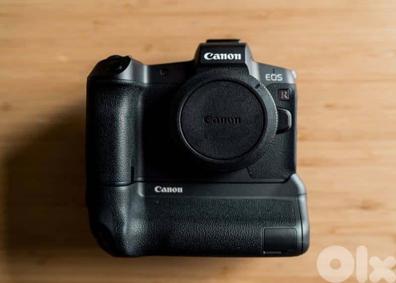 Canon EOS R with Lens Adapter and 70 200 f2.8 Tamron 3