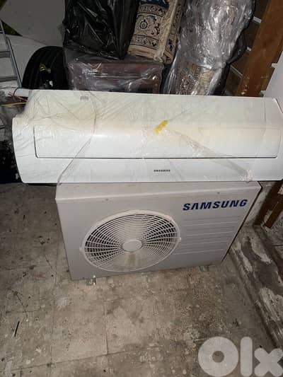 SAMSUNG AC barely used