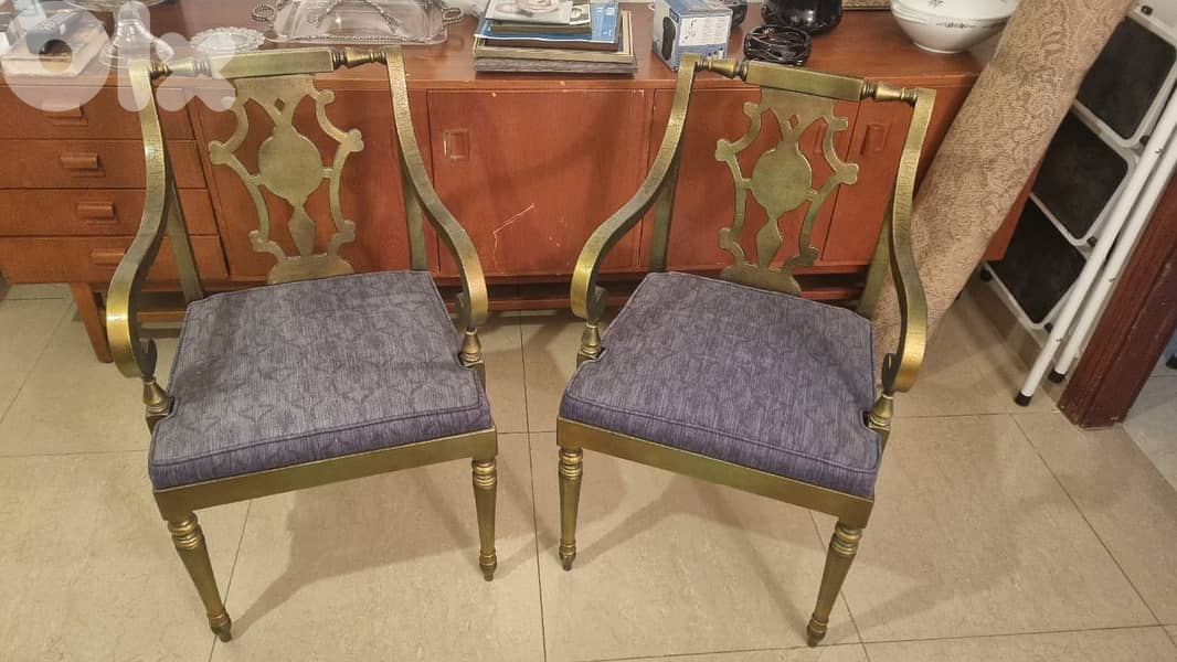 living Room SetCoffee table + 2 seater + corner display cabinet 5