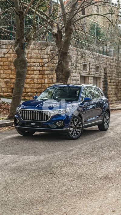 CAR RENT HONGQI HS5 2024 SUV