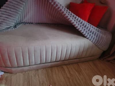 sofa for ssle