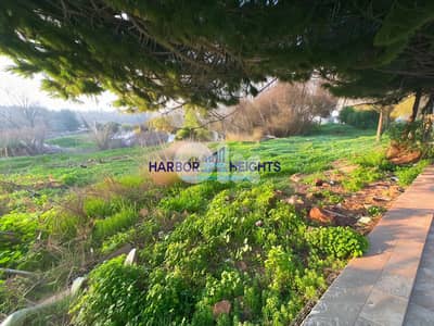 Land for investment in Horch Tabet أرض استثمارية في حرش تابت