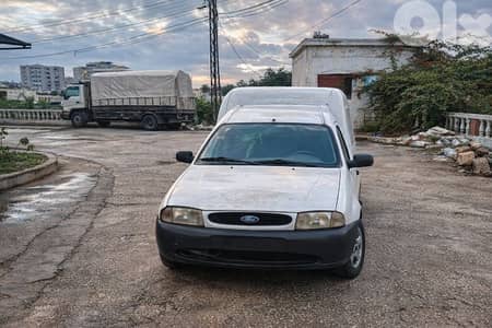 Ford Transit Courier 1999