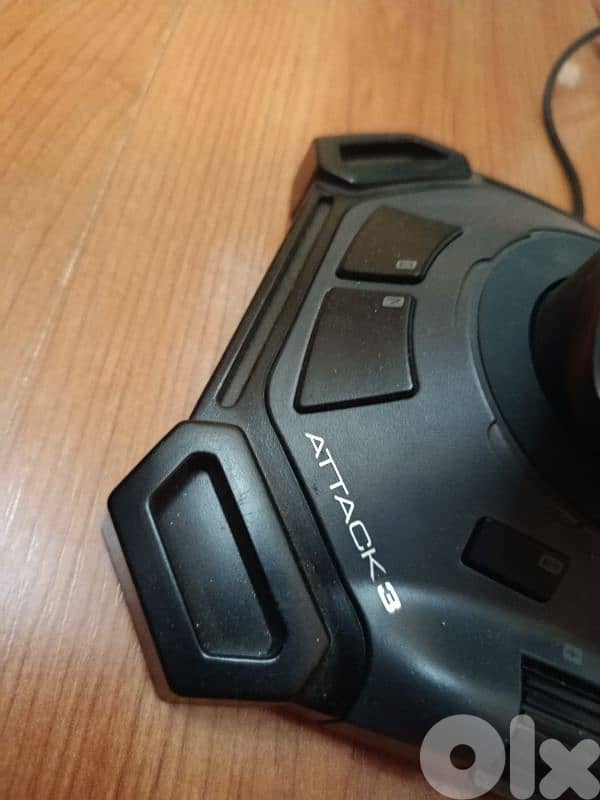 Logitech Attack 3 Joystick for flight simulators 2
