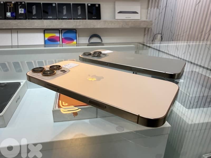 iPhone 16 Pro Max 1TB Like New 3