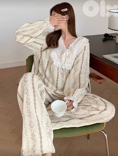 Cotton pyjama set classic French style