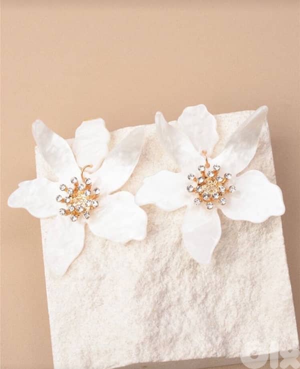 Holiday flower Earrings 1