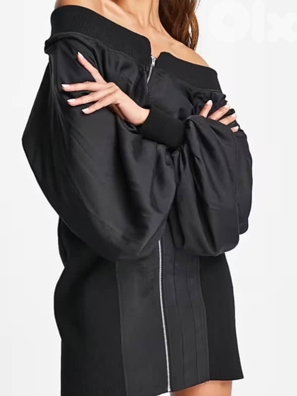 NEW DRESS FROM ASOS NEVER BEEN WORN 1