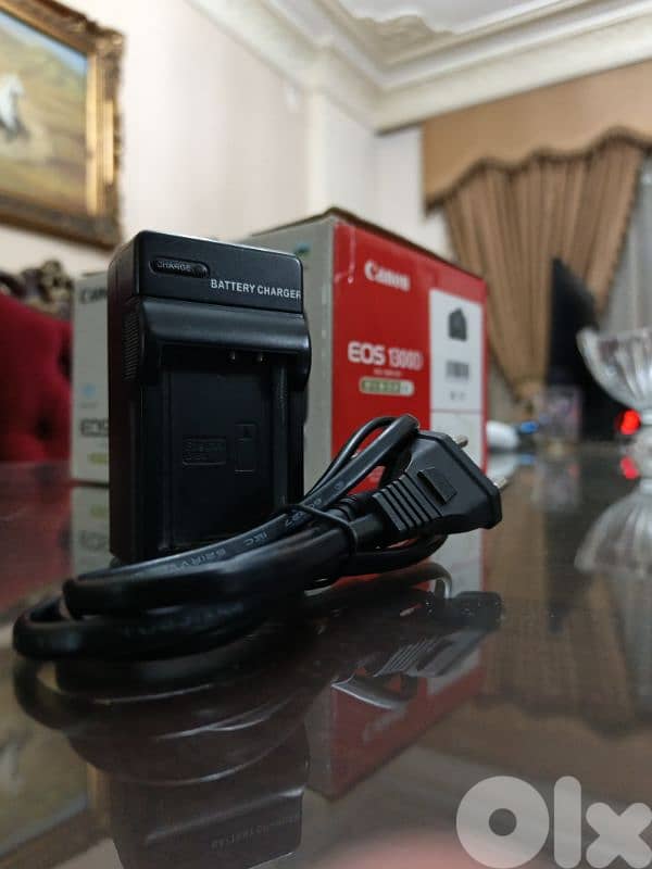 CANON EOS 1300D 1