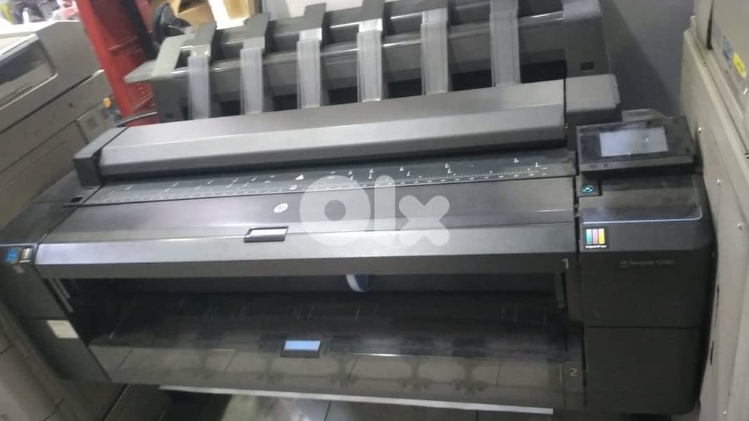 HP Large format Designjet T-2500 Printer in MINT conditions- 3