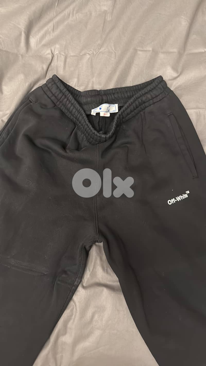 OFF WHITE PANTS 1