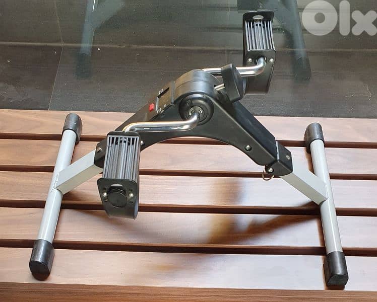 مكنة رياضة  اجر            بيروت  الاشرفية  ٤٠ دولار ٠٣٧٢٣٨٩٥ 4