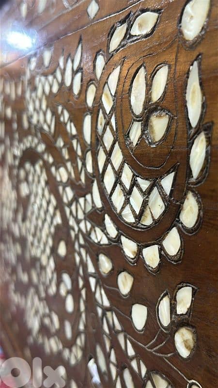 لوحة مصدفة مع لولو 1