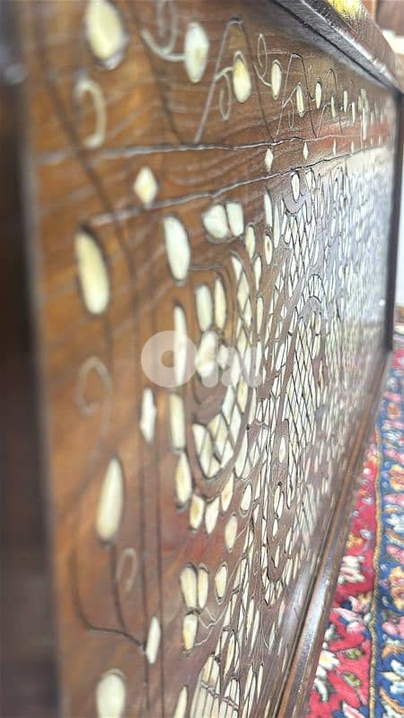 لوحة مصدفة مع لولو 2