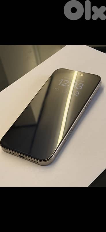 Iphone 16 Pro max - Like new 3