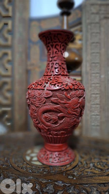 Vintage Chinese Cinnabar Dragon Vase - Hand Carved High Relief 1