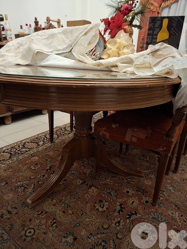 Regency dining table with 8 chairs 1