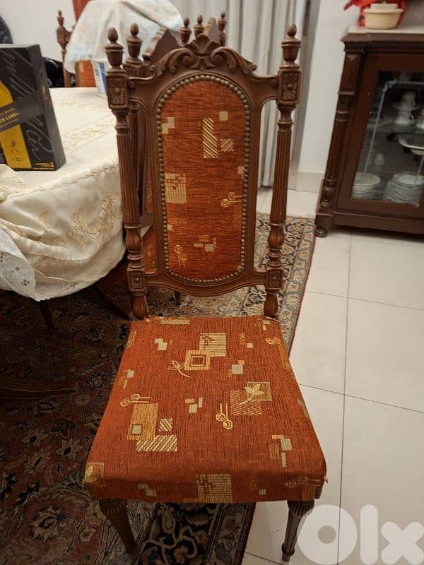 Regency dining table with 8 chairs 3