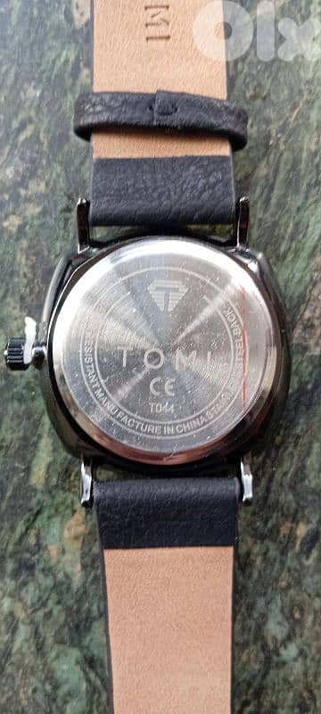 ساعة tomi copy a صيني بطارية جديدة 4
