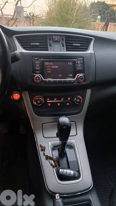 نيسان سنترا 2015