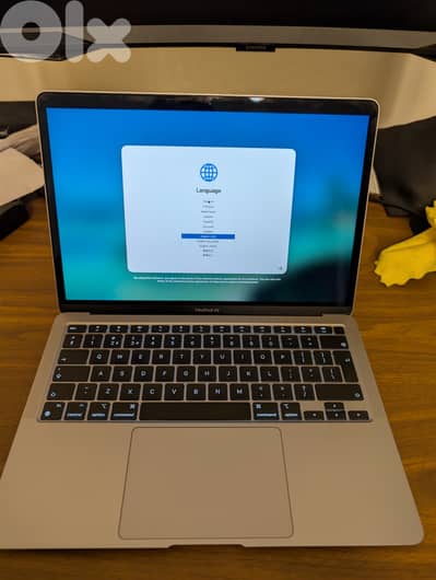 Pristine Macbook Air M1 16GB For Sale