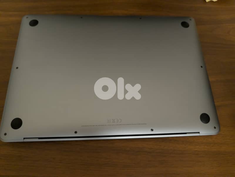 Pristine Macbook Air M1 16GB For Sale 2