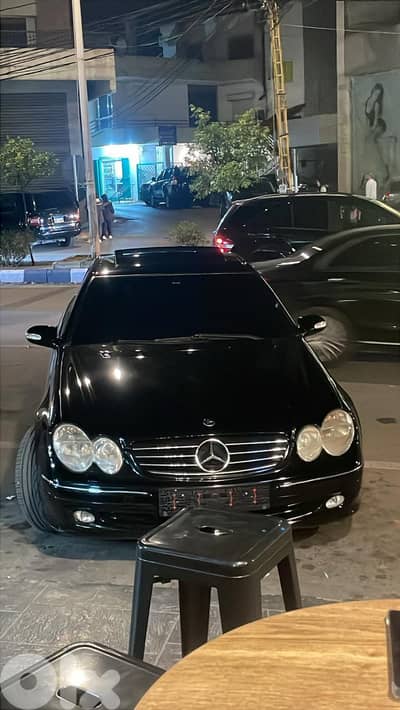 Mercedes-Benz CLK-Class 2005