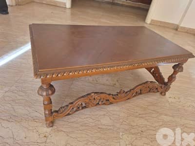 طاولة صالون وسط انتيك مميزة حفر يدوي رائع جدا