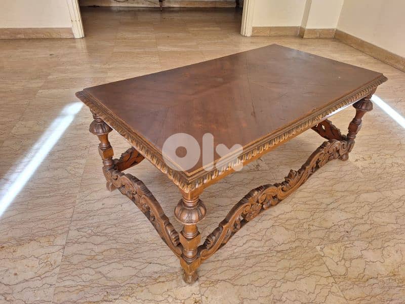 طاولة صالون وسط انتيك مميزة حفر يدوي رائع جدا 4