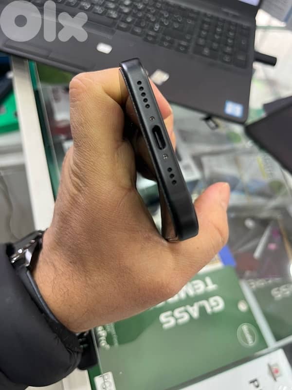 iphone 15 128gb black battery 90% ktir ndif mesh mafkouk 4