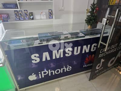 ديكور محل للبيع