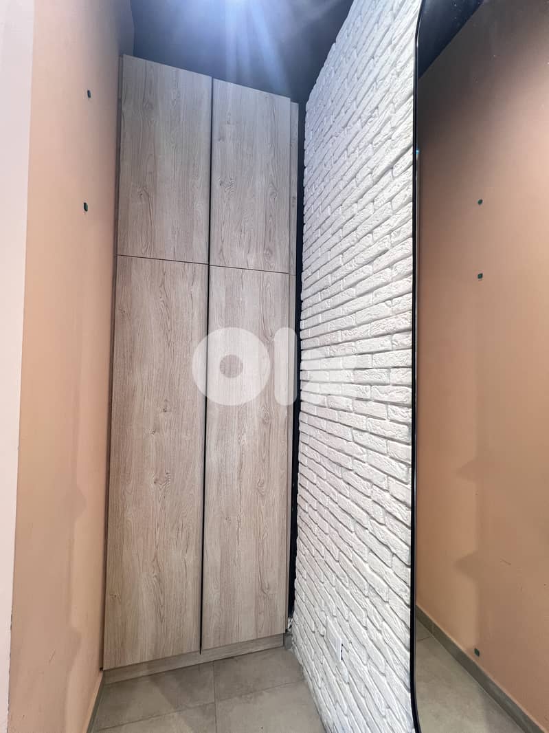 Melanine wood closet 1