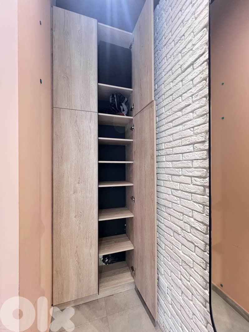 Melanine wood closet 2