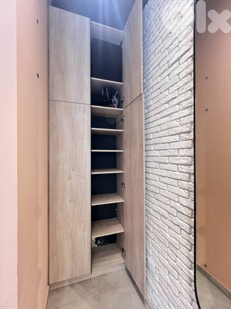 Shop wood dispalys, cabinet , desk, shelves, tables and mirrors 8