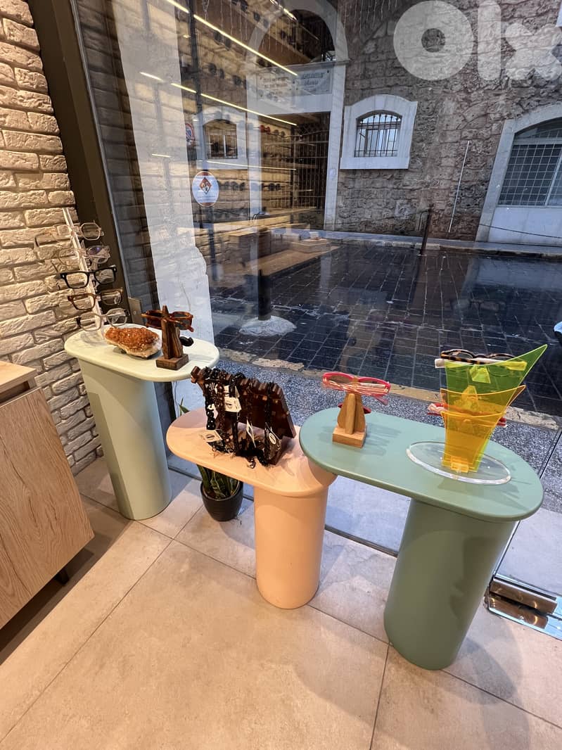 Shop wood dispalys, cabinet , desk, shelves, tables and mirrors 4