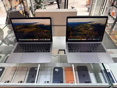 MacBook Air 2019 i5 8Ram Like New